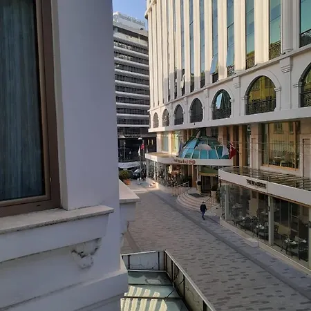 Bedir Comfortable 120m To Taksim Square Apartment *